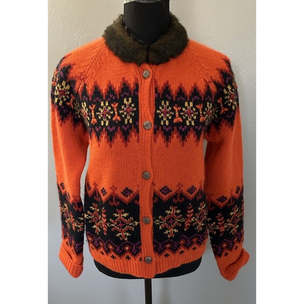 VTG Knit 2006 Icelandic Design Lambswool Angora Cardigan Embroidered Sweater M